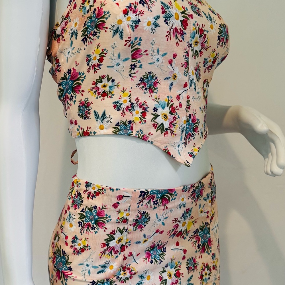 Floral Pink Crop Top